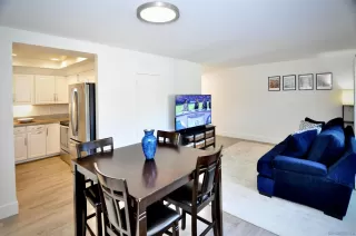 Photo #2: 260002297 Listing 