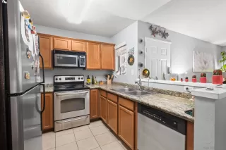 Photo #5: 260002304 Listing