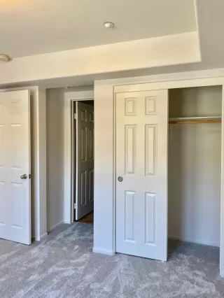 Photo #3: 260002325 Listing