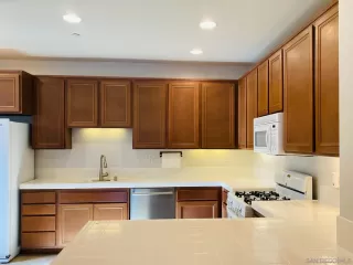 Photo #6: 260002325 Listing