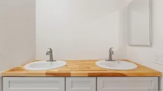 Photo #4: 260002334 Listing