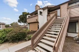 Photo #1: 260002343 Listing