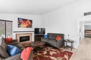 Photo #4: 260002343 Listing