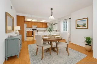 Photo #4: 260002348 Listing