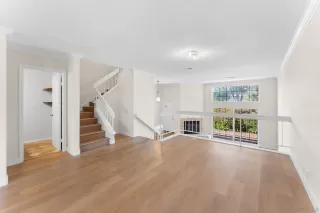 Photo #6: 260002355 Listing 