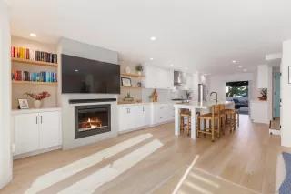 Photo #3: 260002396 Listing