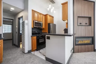 Photo #2: 260002434 Listing