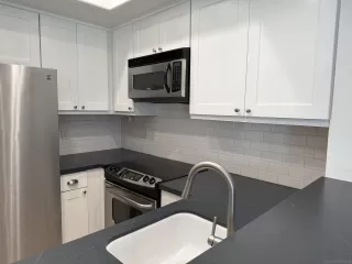 Photo #4: 260002451 Listing