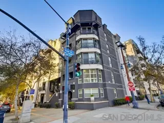 Photo #3: 260002460 Listing