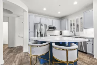 Photo #3: 260002481 Listing 