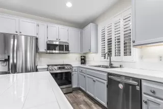 Photo #4: 260002481 Listing 