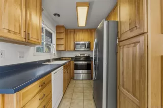 Photo #2: 260002499 Listing