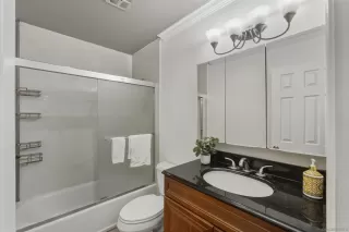 Photo #6: 260002499 Listing