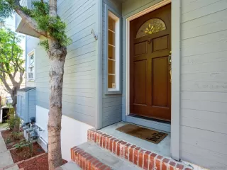 Photo #1: 260002503 Listing 