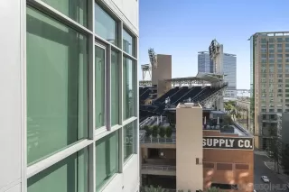 Photo #1: 260002506 Listing 