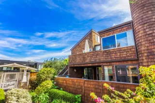 Photo #1: 260002510 Listing