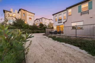 Photo #5: 260002520 Listing 