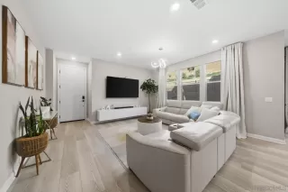 Photo #1: 260002537 Listing