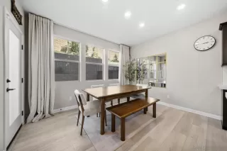 Photo #5: 260002537 Listing