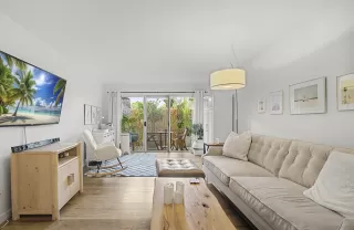 Photo #1: 260002582 Listing 