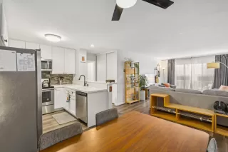 Photo #1: 260002606 Listing 