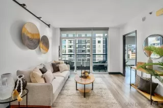 Photo #2: 260002638 Listing 