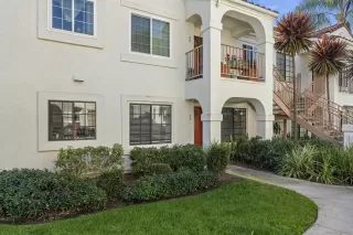 Photo #1: 260002651 Listing 