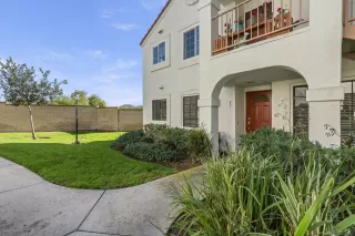 Photo #2: 260002651 Listing 