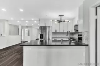 Photo #5: 260002688 Listing 