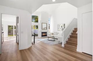 Photo #4: 260002694 Listing 