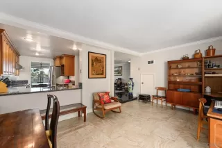 Photo #4: 260002733 Listing 