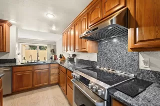 Photo #6: 260002733 Listing 