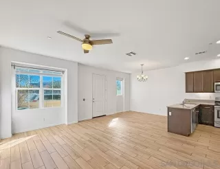 Photo #1: 260002776 Listing 