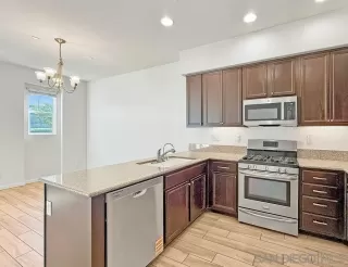 Photo #5: 260002776 Listing 