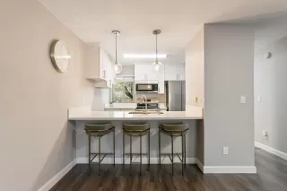 Photo #4: 260002779 Listing 