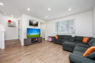 Photo #6: 260002800 Listing