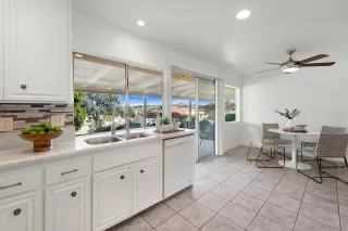 Photo #3: 260002805 Listing 