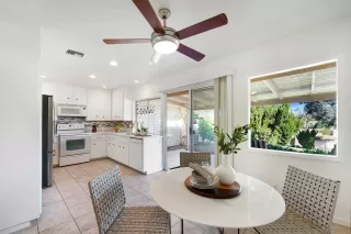 Photo #5: 260002805 Listing 