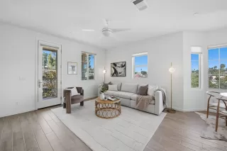 Photo #4: 260002813 Listing 