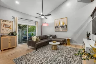 Photo #4: 260002836 Listing 