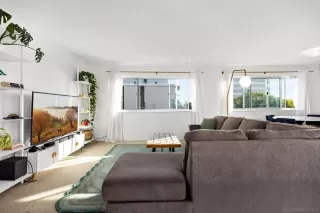 Photo #2: 260002851 Listing 