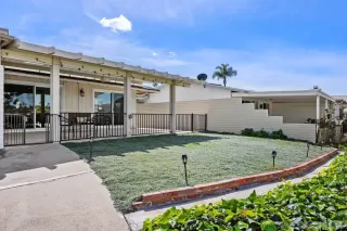 Photo #4: 260002852 Listing 