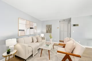 Photo #4: 260002870 Listing 