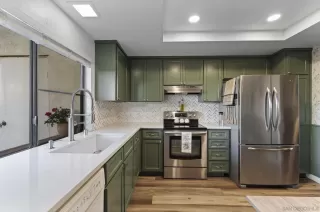 Photo #1: 260002877 Listing 