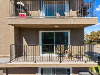 Photo #2: 260002887 Listing 