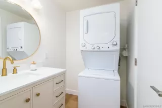 Photo #4: 2600029 Listing