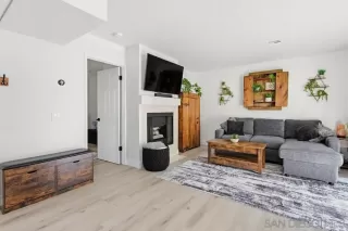 Photo #6: 260002905 Listing 