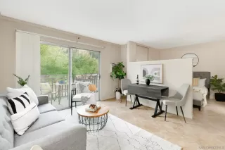 Photo #1: 260002917 Listing