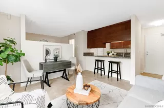 Photo #3: 260002917 Listing