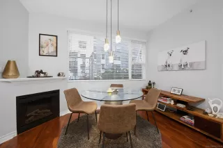 Photo #4: 260002927 Listing 